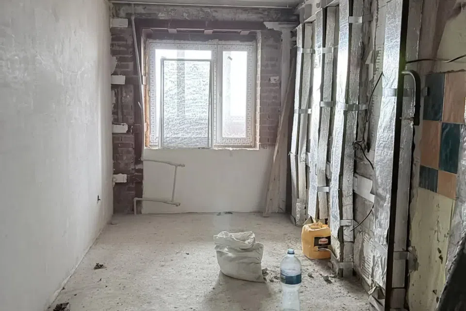 Продаётся 4-комнатная квартира, 98 м²