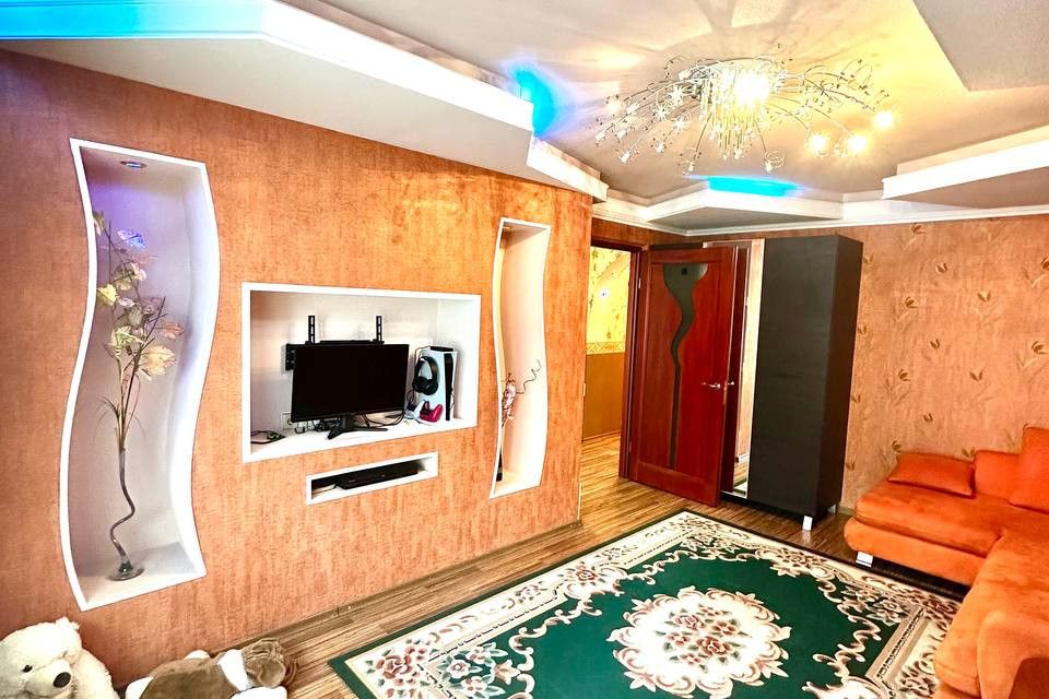 Продаётся 2-комнатная квартира, 60.2 м²