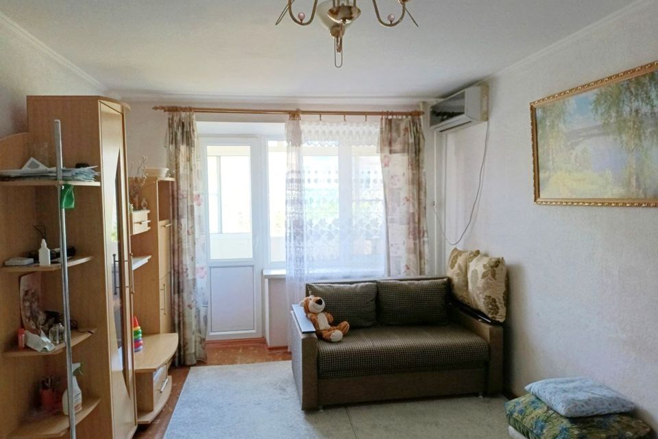 Продаётся 3-комнатная квартира, 59.5 м²