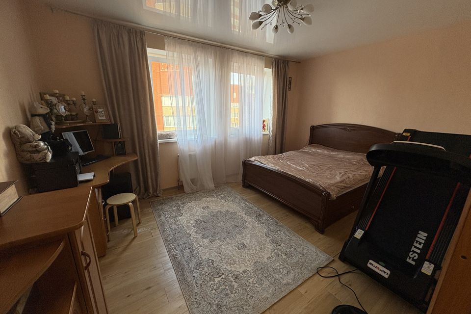 Продаётся 2-комнатная квартира, 71.6 м²