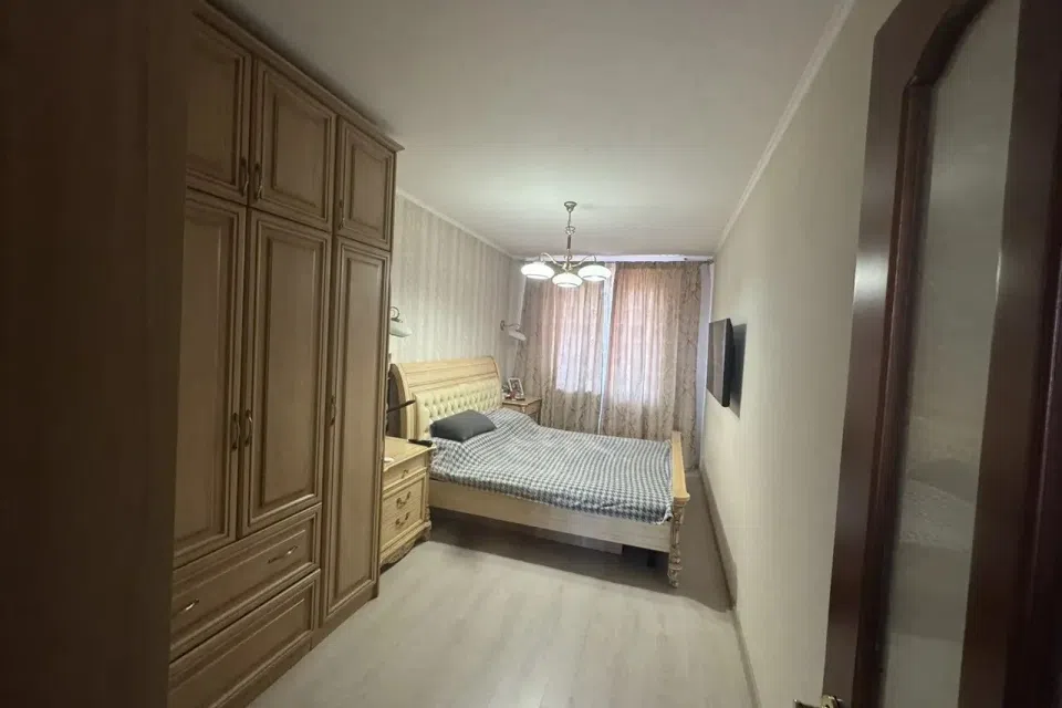 Продаётся 3-комнатная квартира, 65.5 м²