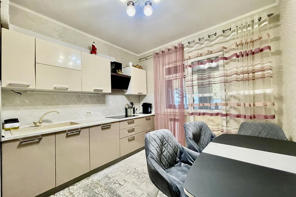 Продаётся 2-комнатная квартира, 55 м²