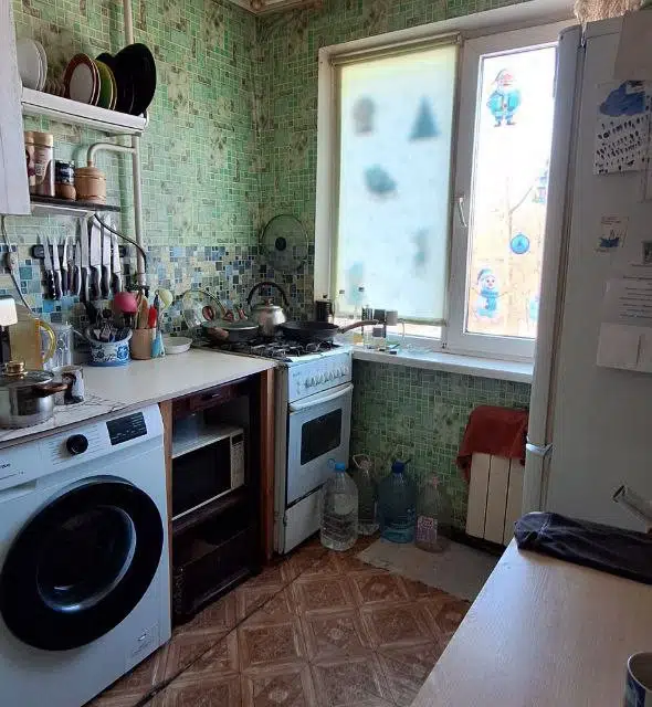 Продаётся 3-комнатная квартира, 48 м²