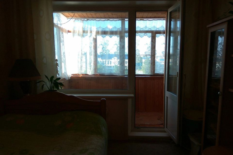 Продаётся 4-комнатная квартира, 60.7 м²