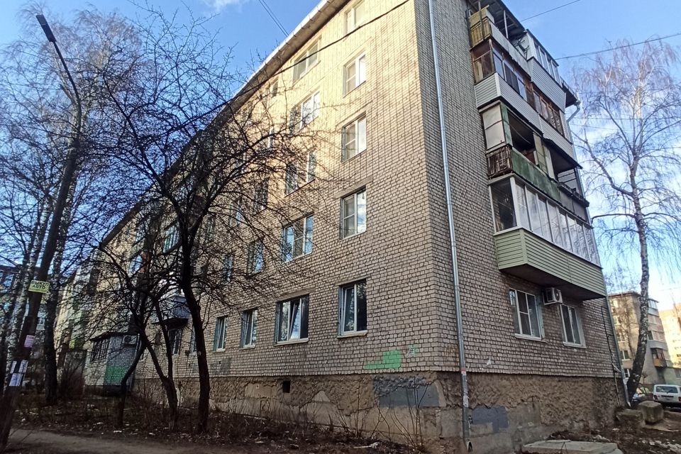 Продаётся 4-комнатная квартира, 62.1 м²