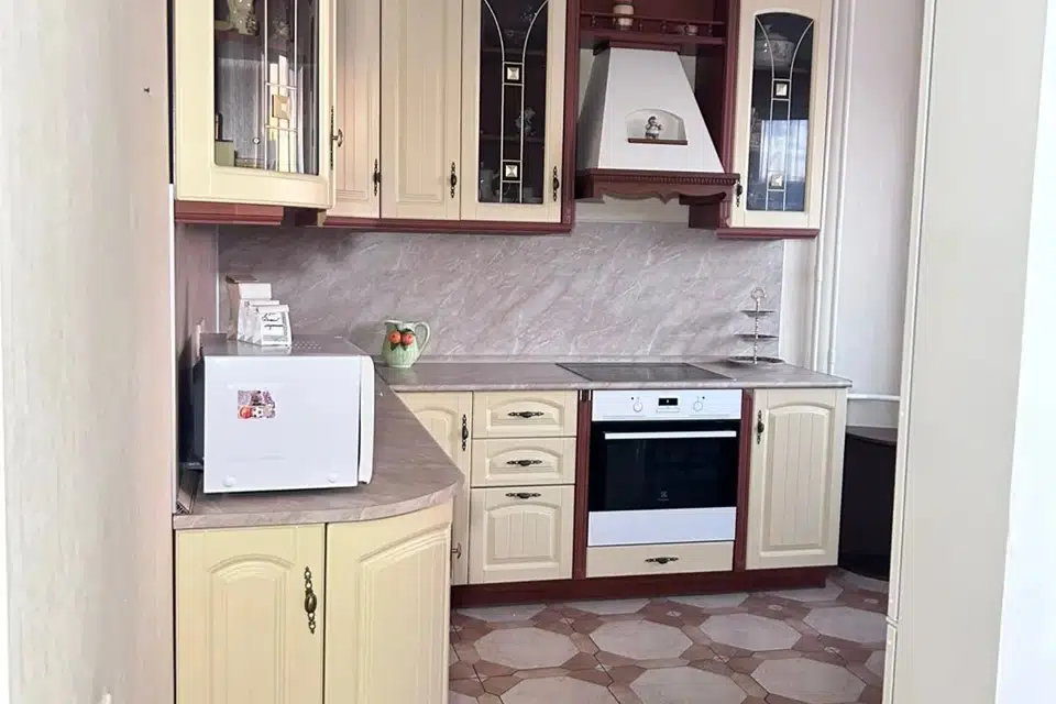Продаётся 3-комнатная квартира, 76.2 м²