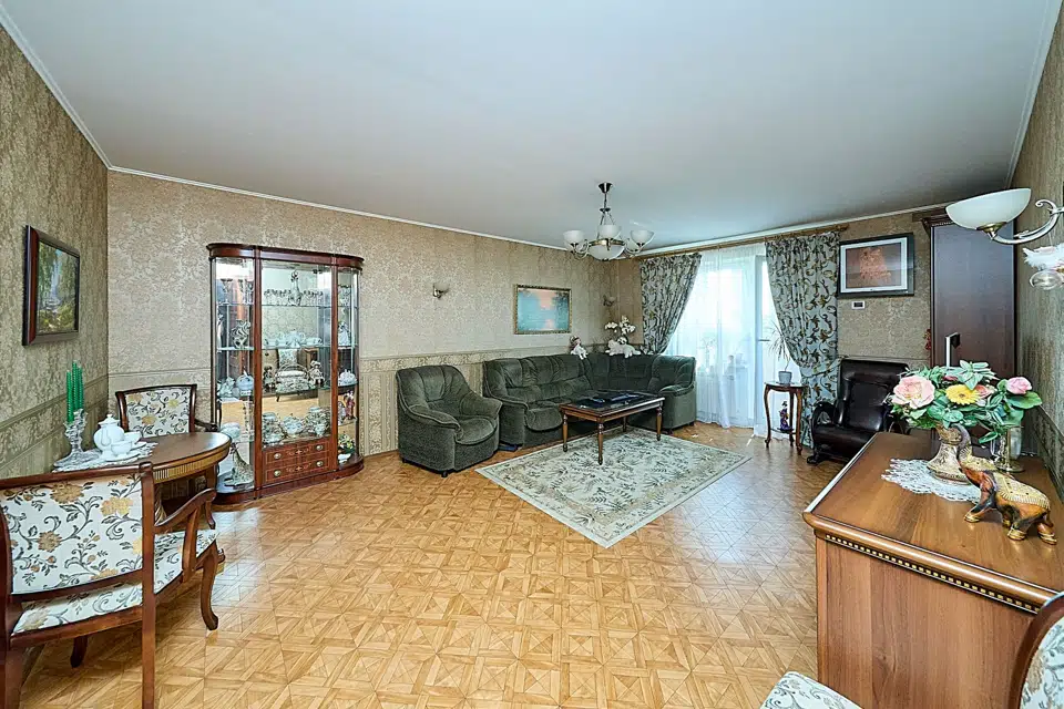Продаётся 3-комнатная квартира, 94.1 м²