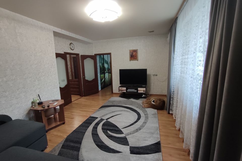 Продаётся 2-комнатная квартира, 69.3 м²
