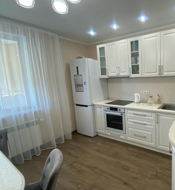Продаётся 2-комнатная квартира, 62.1 м²