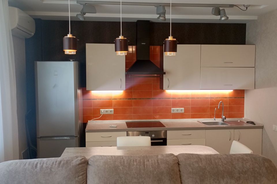 Продаётся 1-комнатная квартира, 52.9 м²