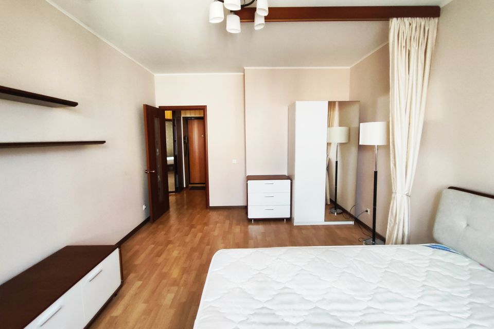 Продаётся 1-комнатная квартира, 41.9 м²