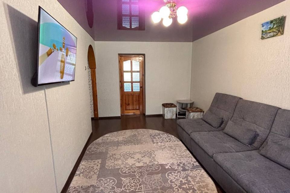 Продаётся 3-комнатная квартира, 56.4 м²
