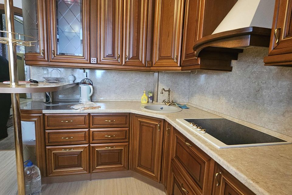 Продаётся 2-комнатная квартира, 73.3 м²