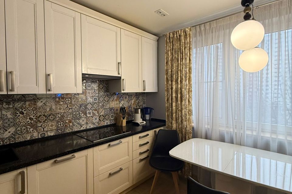 Продаётся 3-комнатная квартира, 72.9 м²