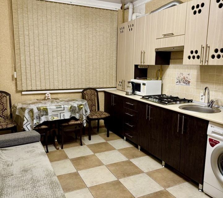 Продаётся 1-комнатная квартира, 35.7 м²