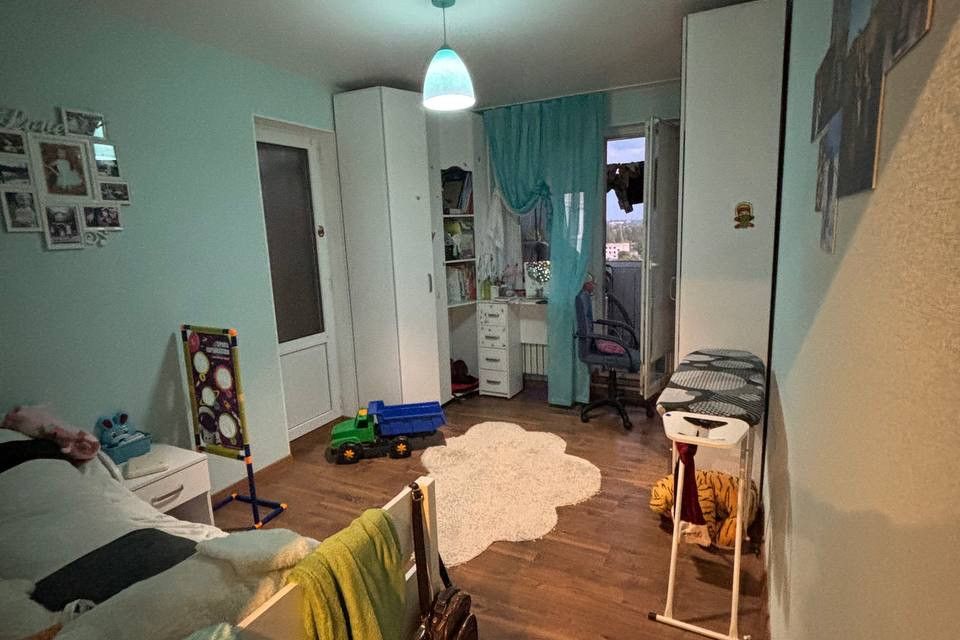 Продаётся 3-комнатная квартира, 80 м²