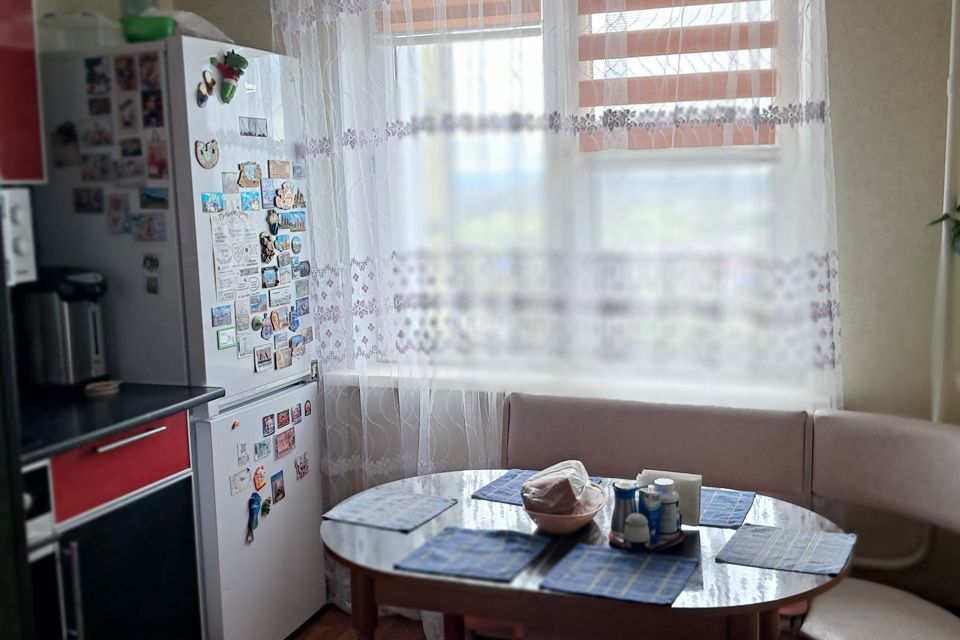 Продаётся 2-комнатная квартира, 56 м²