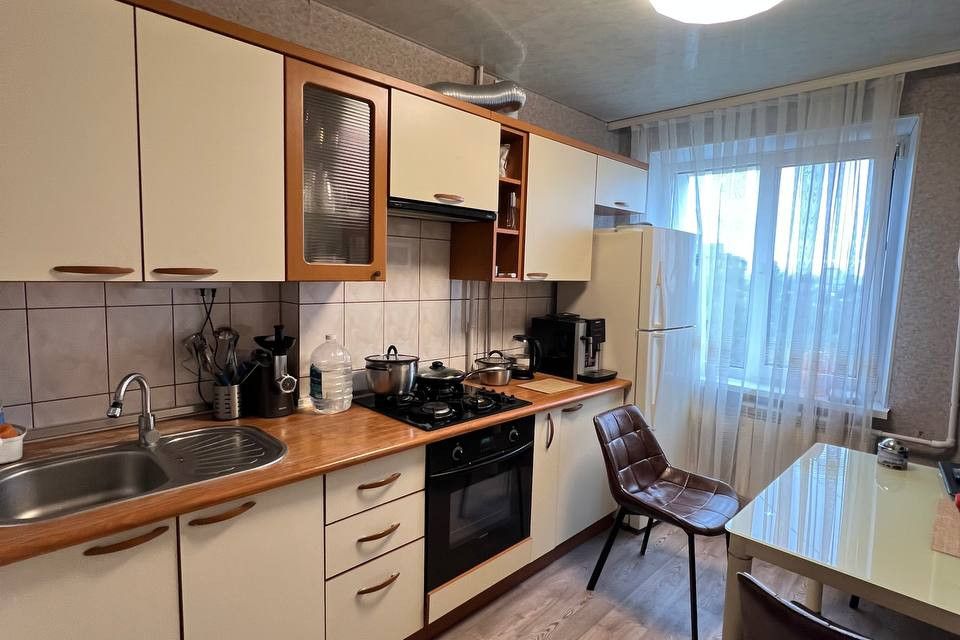 Продаётся 3-комнатная квартира, 61.4 м²