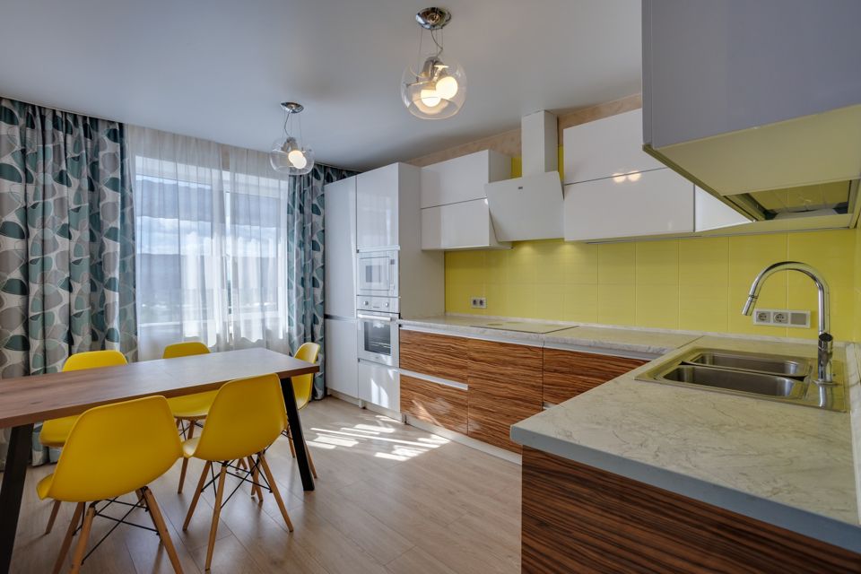 Продаётся 4-комнатная квартира, 83.3 м²