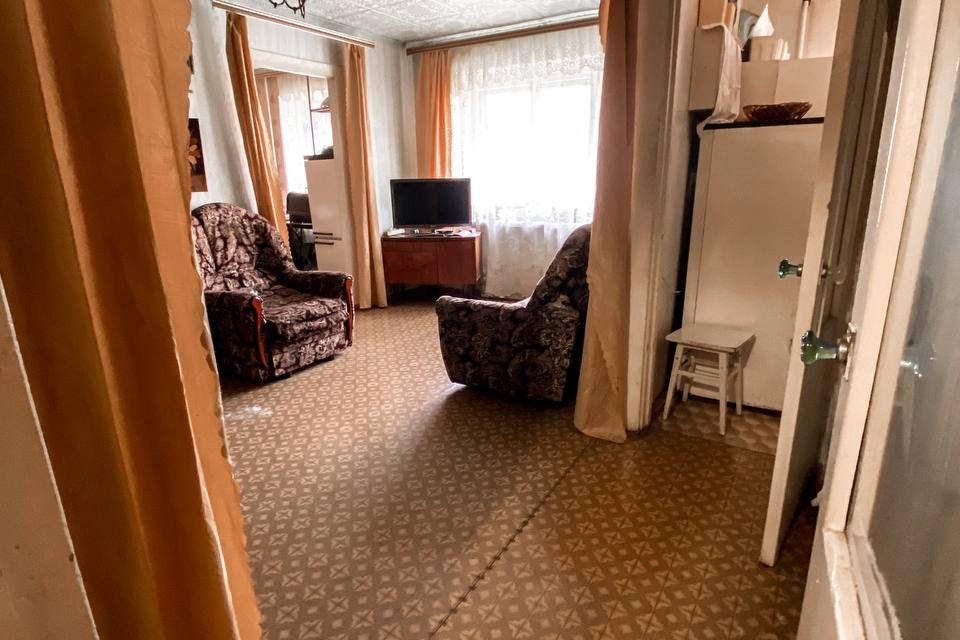 Продаётся 3-комнатная квартира, 43.2 м²
