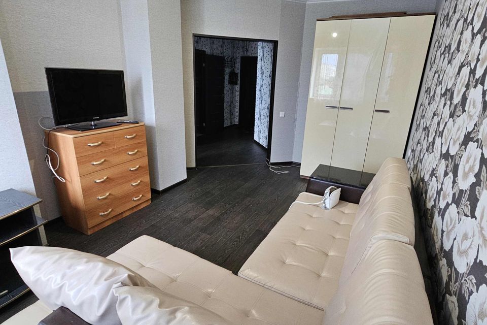 Сдаётся 1-комнатная квартира, 38 м²