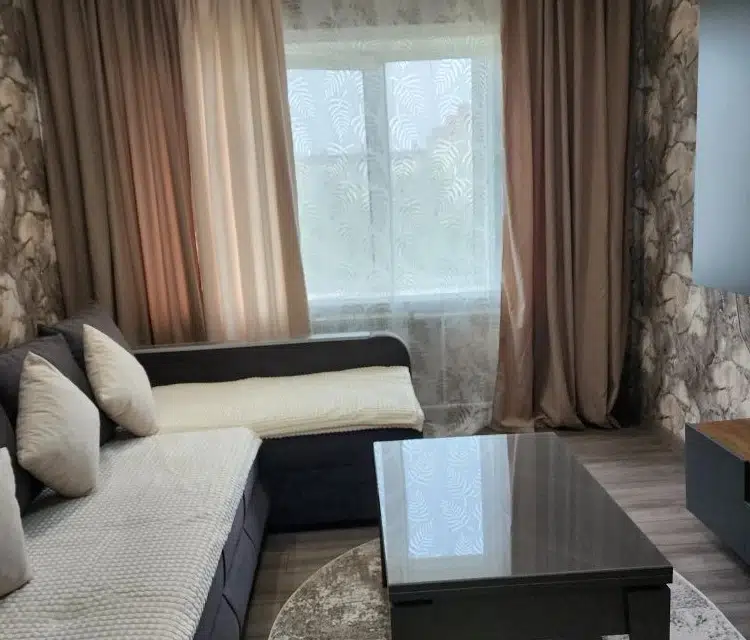 Продаётся 3-комнатная квартира, 69.6 м²
