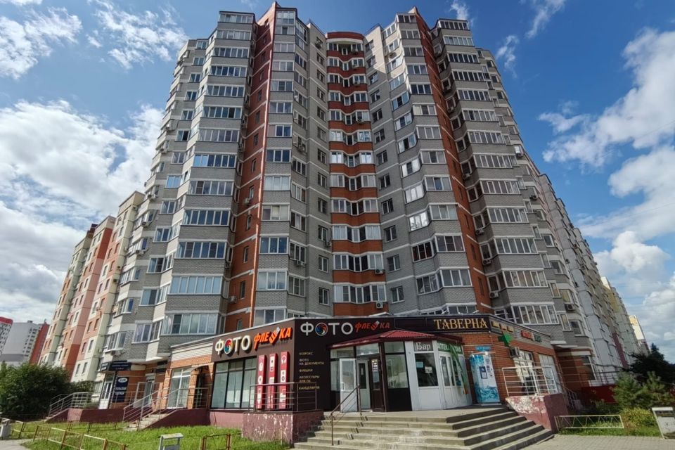 Продаётся 1-комнатная квартира, 52 м²
