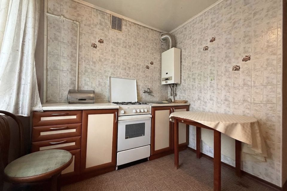 Продаётся 3-комнатная квартира, 56 м²