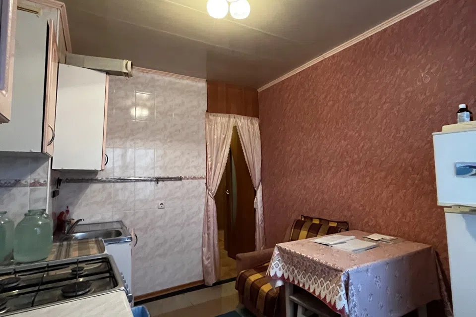 Продаётся 3-комнатная квартира, 60.7 м²