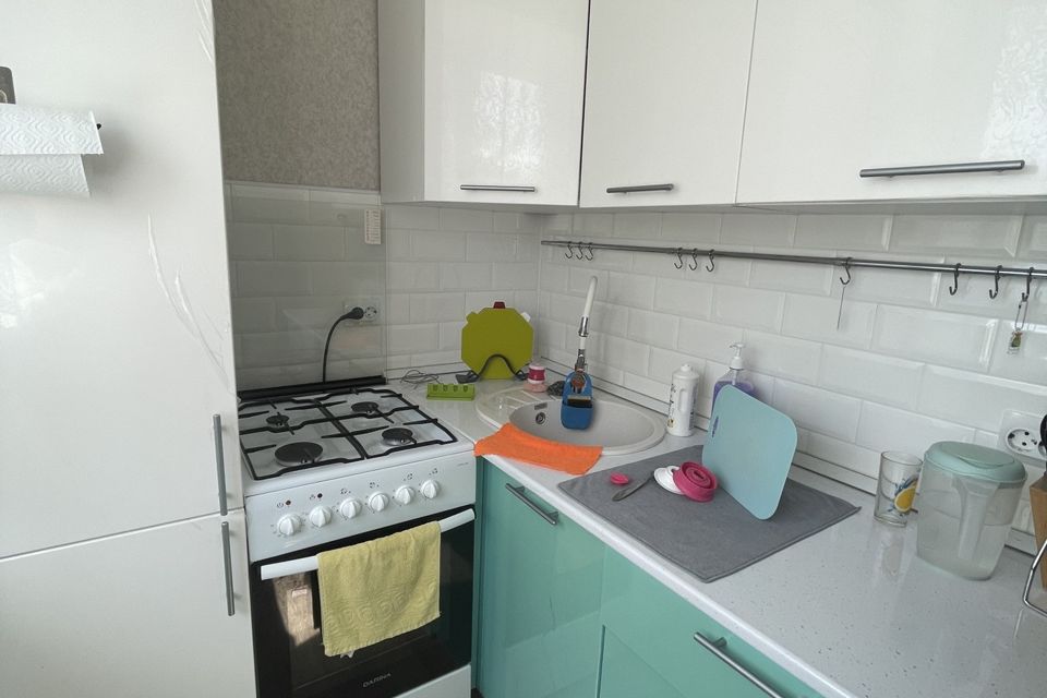 Продаётся 3-комнатная квартира, 49.5 м²
