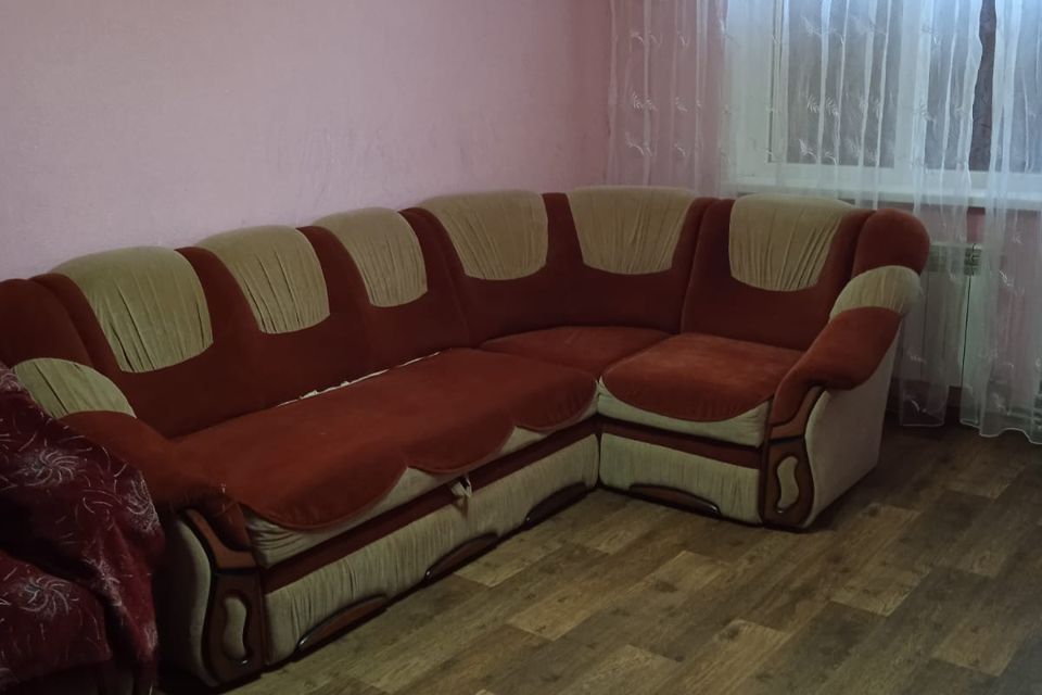 Сдаётся 2-комнатная квартира, 56 м²