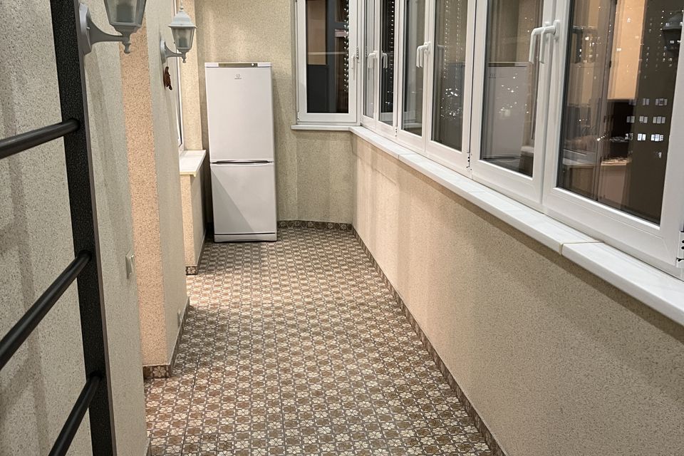 Продаётся 3-комнатная квартира, 137 м²