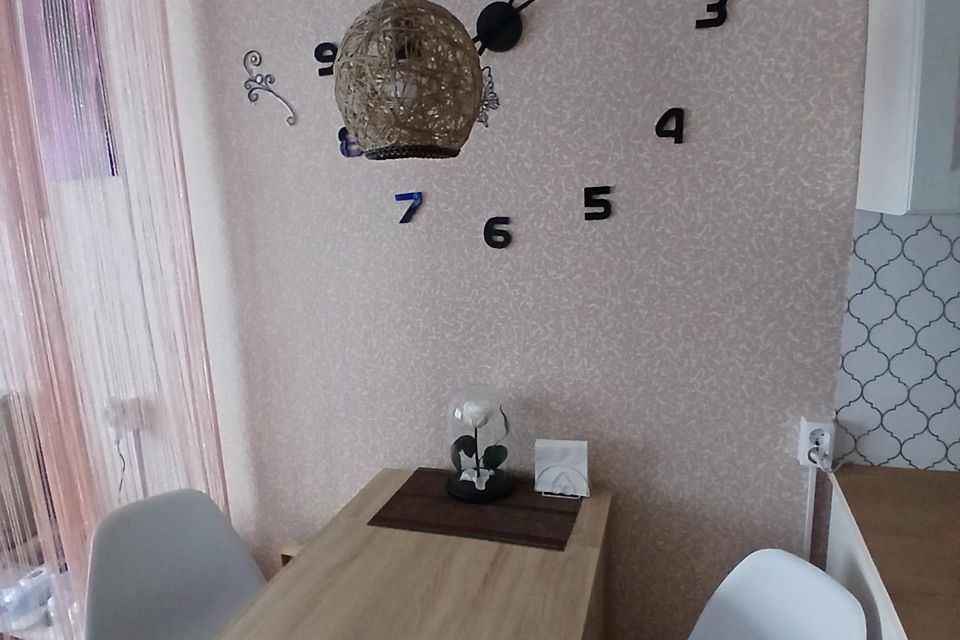 Продаётся комната в 4-комн. квартире, 18 м²