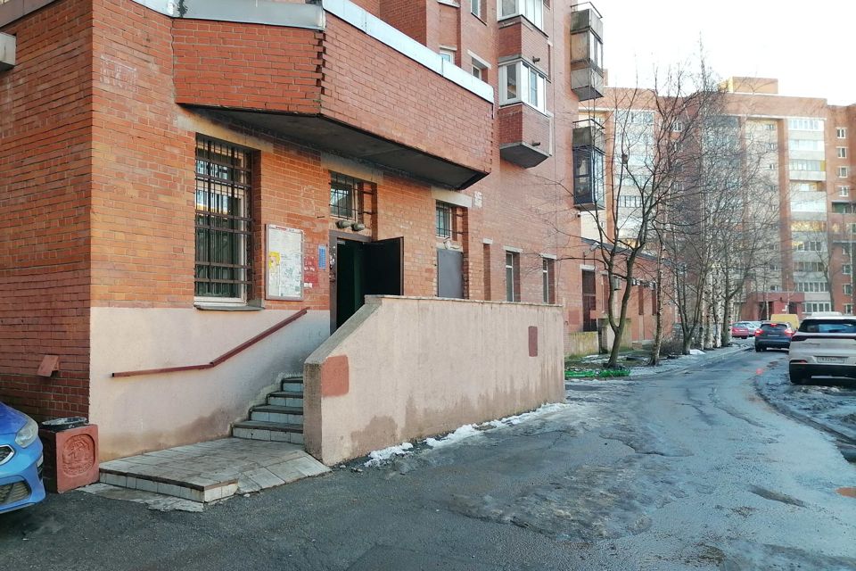 Продаётся 3-комнатная квартира, 64.2 м²
