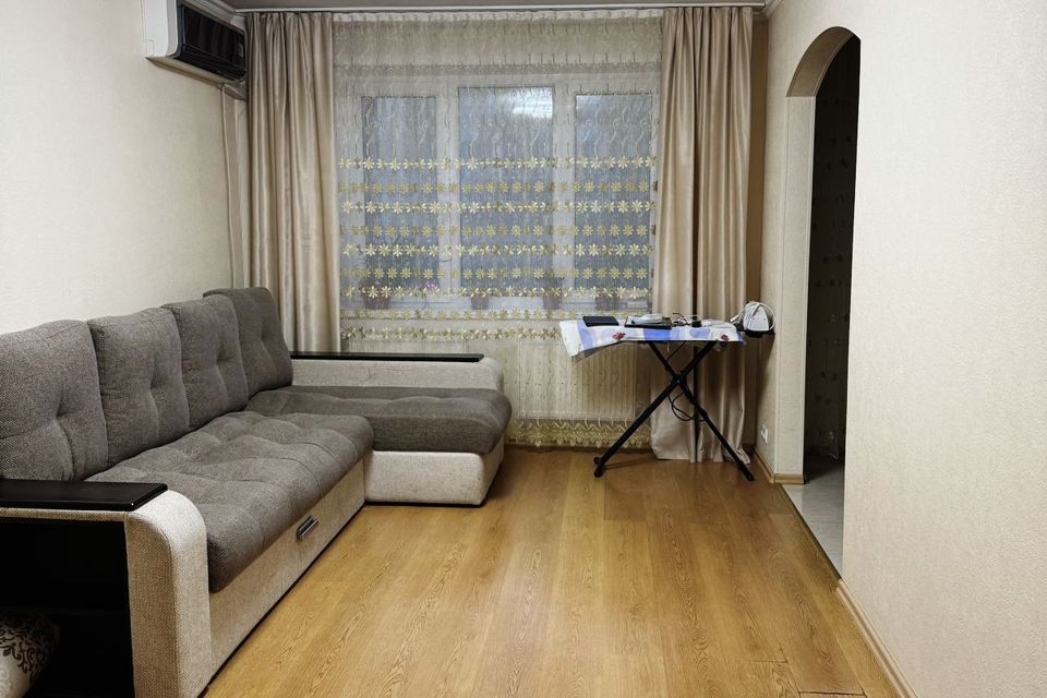 Продаётся 2-комнатная квартира, 56 м²