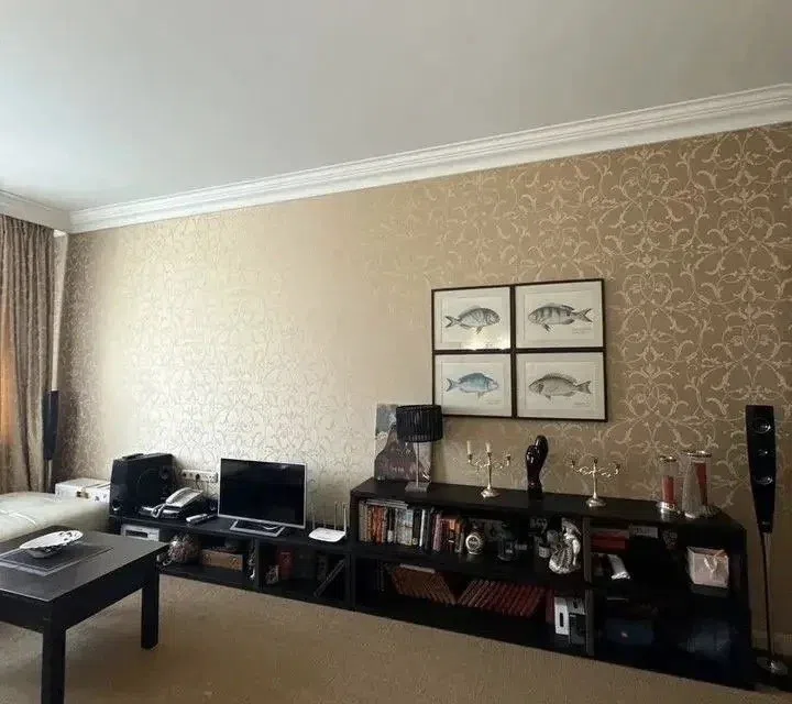 Продаётся 2-комнатная квартира, 75 м²