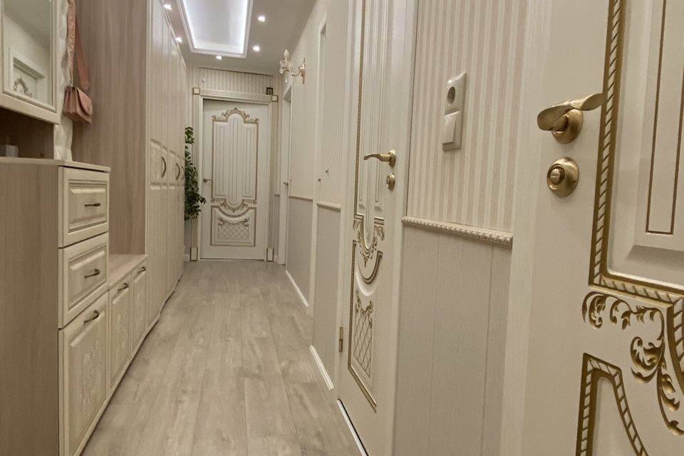 Продаётся 3-комнатная квартира, 63 м²