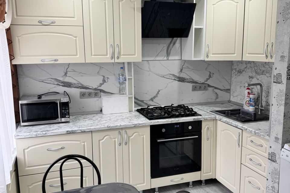 Продаётся 3-комнатная квартира, 68.3 м²