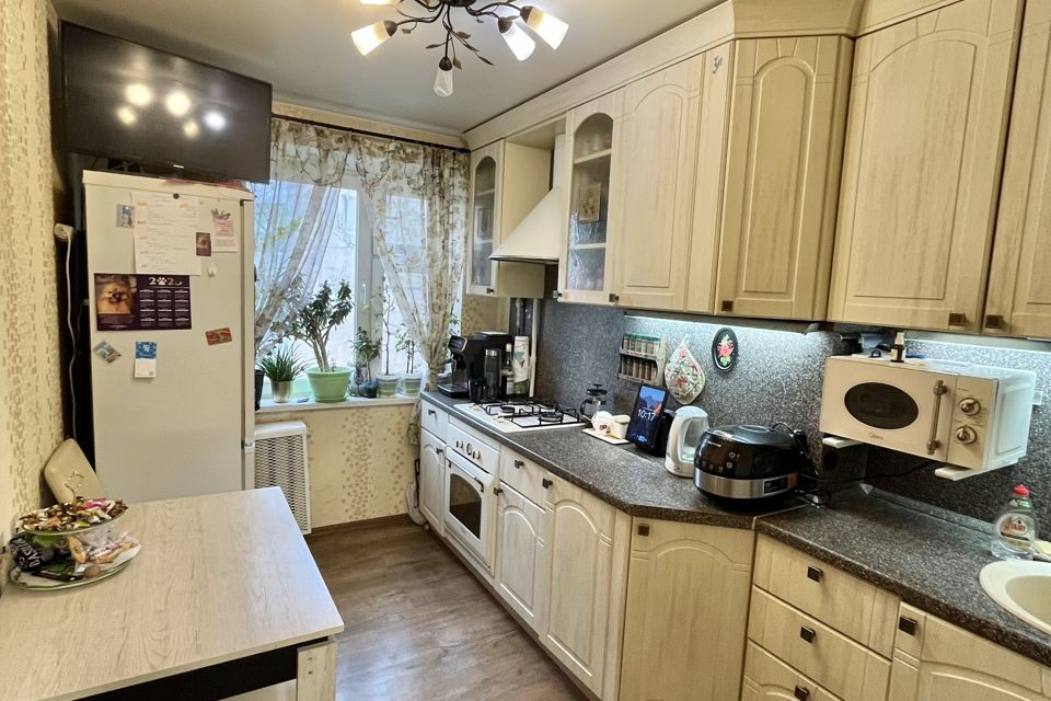 Продаётся 3-комнатная квартира, 63.2 м²