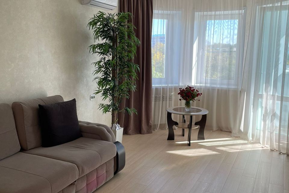 Продаётся 2-комнатная квартира, 60.1 м²