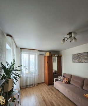 Продаётся 1-комнатная квартира, 41.6 м²