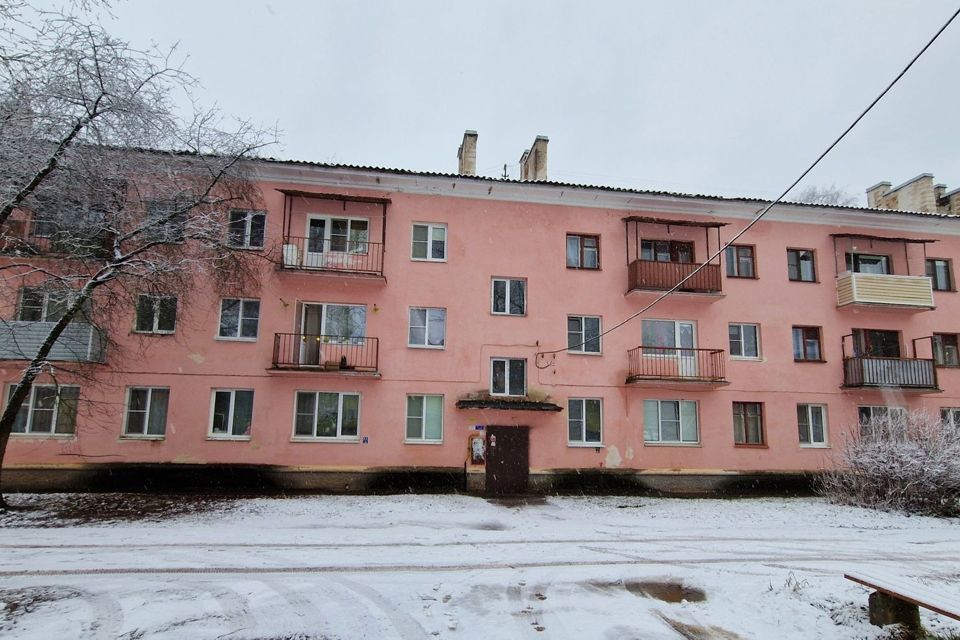 Продаётся 3-комнатная квартира, 53.2 м²