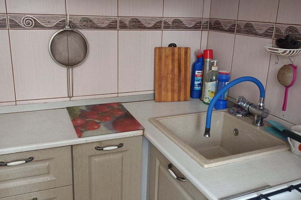 Продаётся 3-комнатная квартира, 51.2 м²