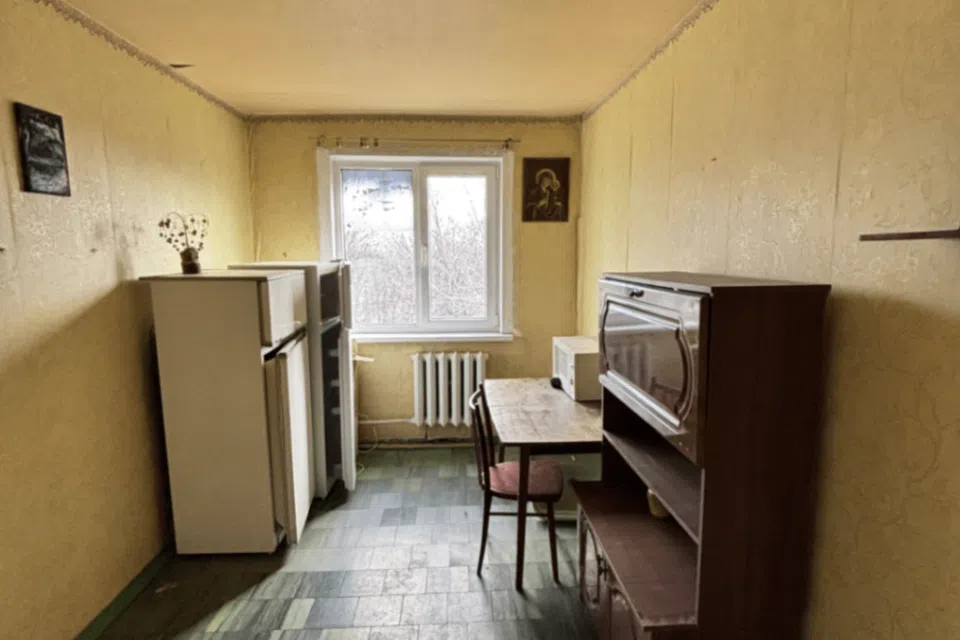Продаётся 4-комнатная квартира, 70 м²