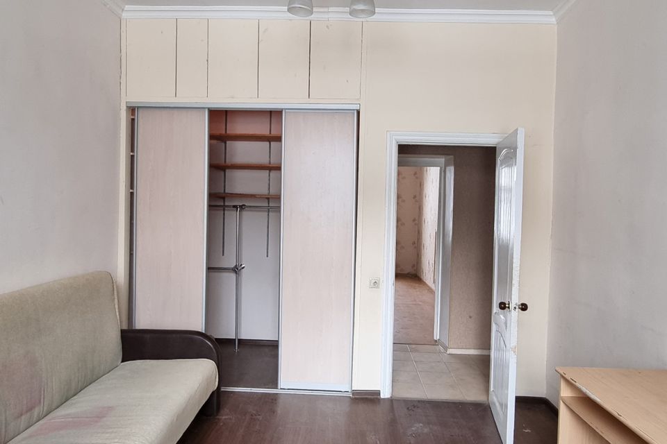 Продаётся 2-комнатная квартира, 56.5 м²