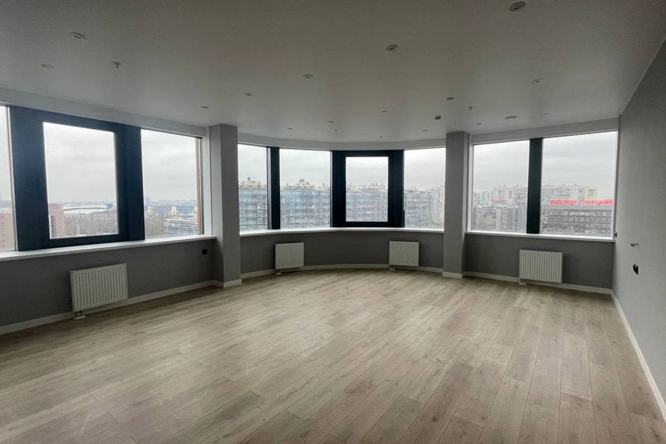 Продаётся 2-комнатная квартира, 77 м²