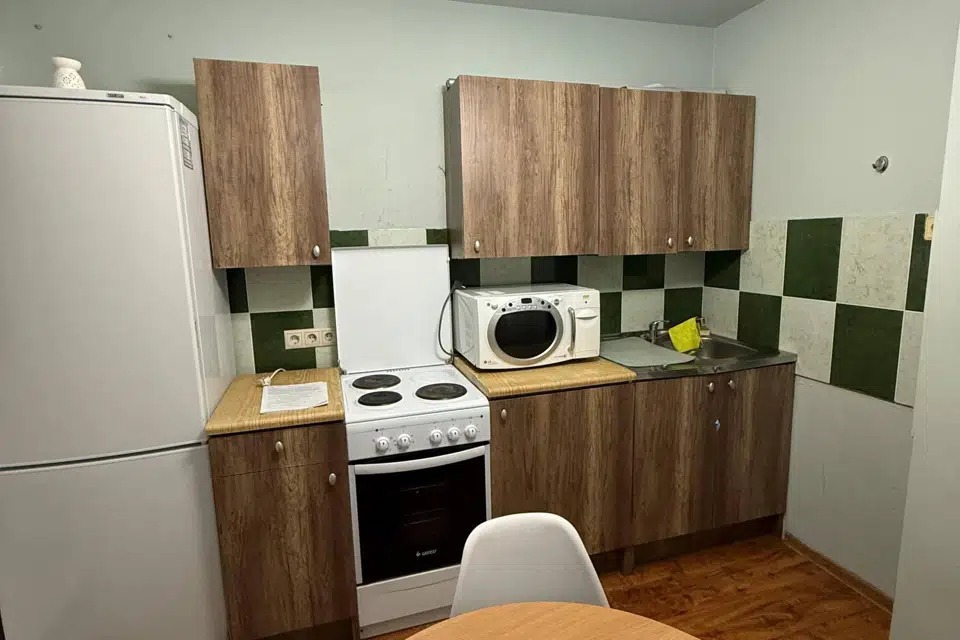 Продаётся 1-комнатная квартира, 41.9 м²
