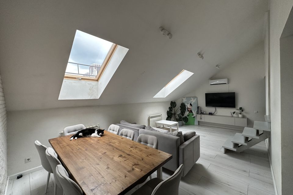 Продаётся 3-комнатная квартира, 73 м²