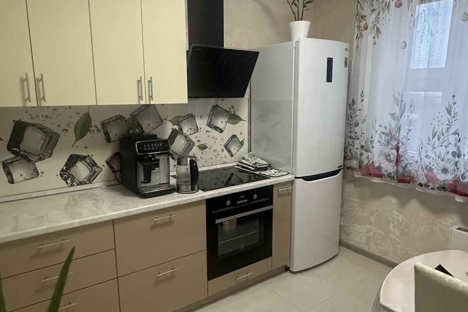 Продаётся 1-комнатная квартира, 36.5 м²