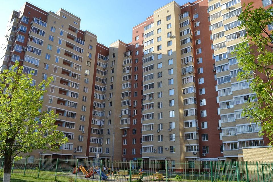 Продаётся 1-комнатная квартира, 42.7 м²